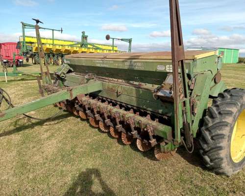 Sembradora Bertini 25 a 17.5