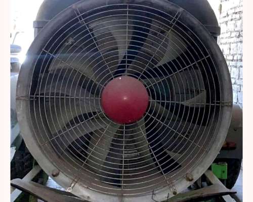 Pulverizadora Metalfor 4000 Litros