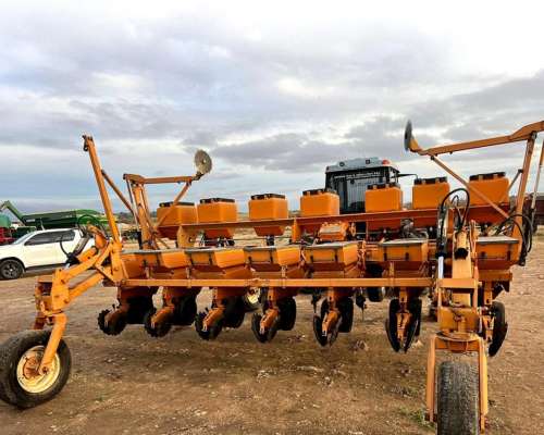 Sembradora Agrometal TPV 7/70