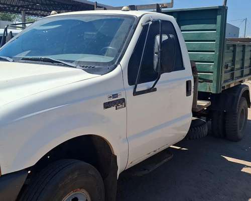 Vendo Camion Ford 4.000 MOD.2.008