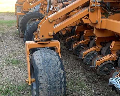 Sembradora Agrometal TX Mega 20/52 Fertilización Simple