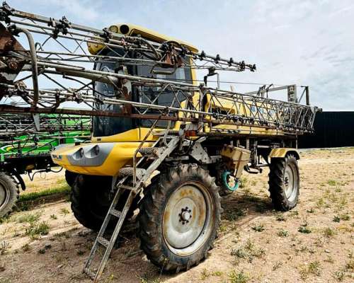 Pulverizadora Autopropulsada Pla MAP II 2700 año 2007.