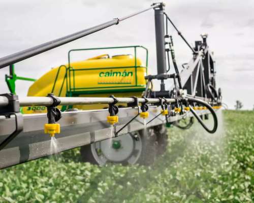 Pulverizador Caiman Serie a de Arrastre