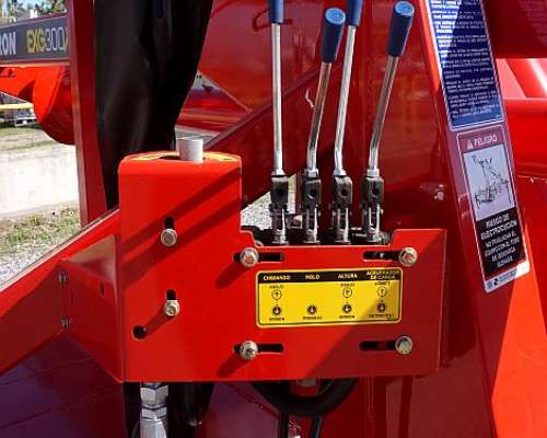 Extractora Granos Secos Akron Exg380x año 2026