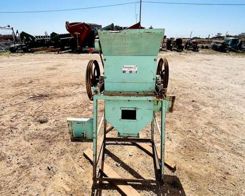 Quebradora de Granos Electrica Giuliani .