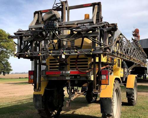 Pulverizadora Pla MAP 3000 - 28m - Trocha 2.10 - Piloto