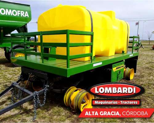 Acoplado Tanque Plástico Mancini Capacidad 4500 Litros