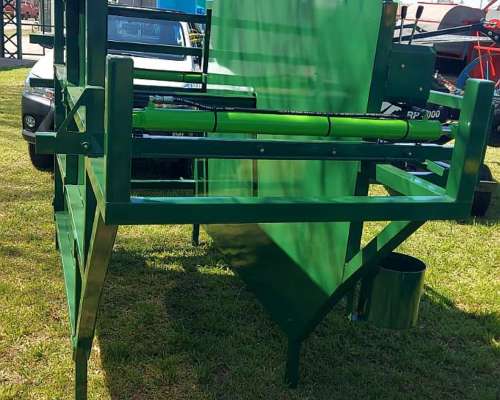 Enrolladora para Desechos de Silobolsa Bernardin