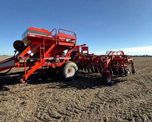 Sembradora Crucianelli Drilor 49 Lineas a 20