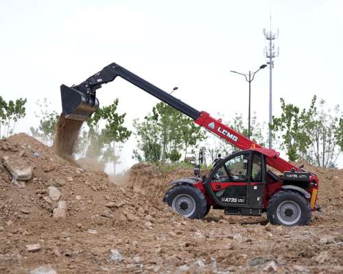 Manipulador Telescópico HA735 - Peso OP: 7.400 Kg