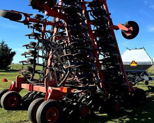 Tanzi AIR Drill con Tolva Flexicoil 58 Lineas a 19