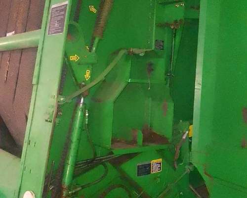 Rotoenfardadora Jhon Deere Modelo 566