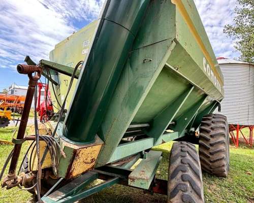 Tolva Autodescargable Marca Comofra