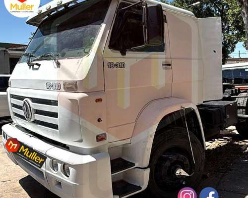 Volkswagen 18310 CD Modelo 2004