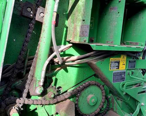 John Deere 569 año 2016