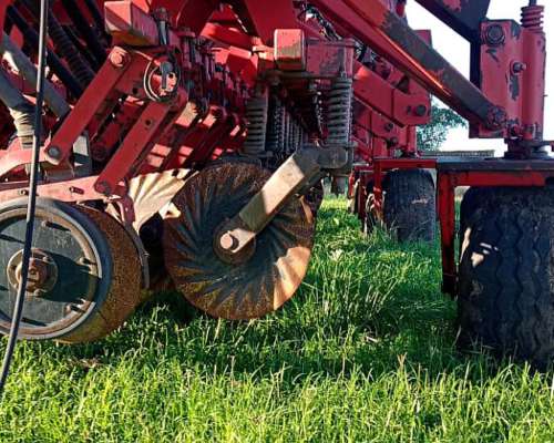 Sembradora Crucianelli Pionera 48-20