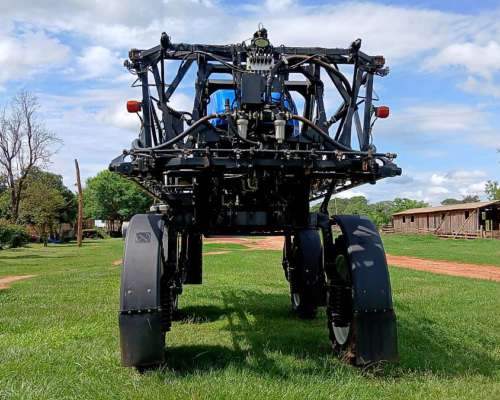 Pulverizadora New Holland P2500 año 2022