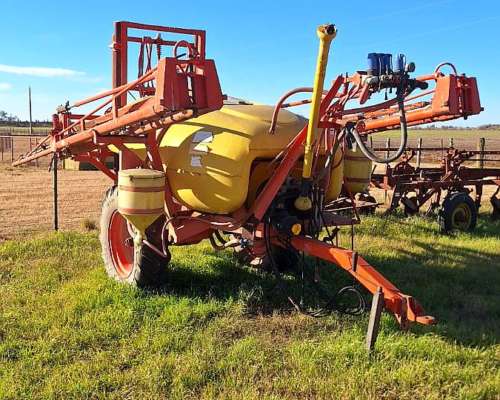 Pulverizador de Arrastre Barbuy 2200