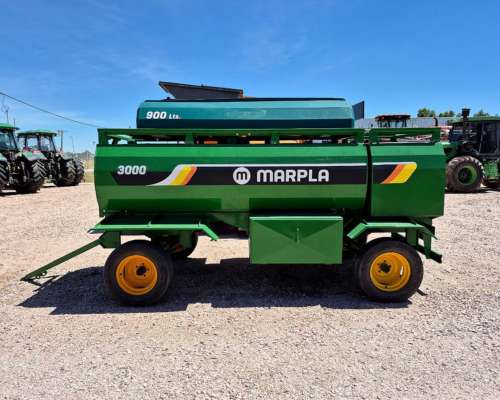 Acoplado Tanque Marpla de 3000/900 Lts con Baulera