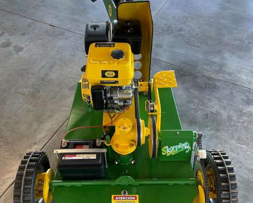 Tractor Desmalezador Skorpion 750