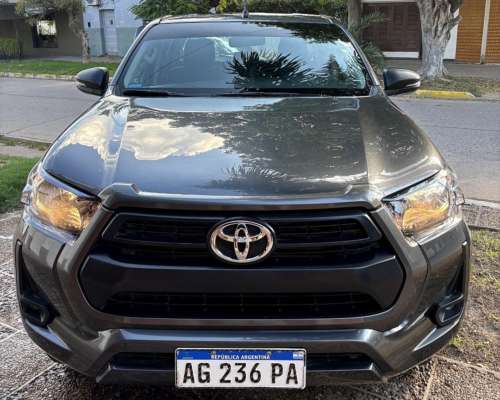 Hilux 2.4 SR 2023 4X2