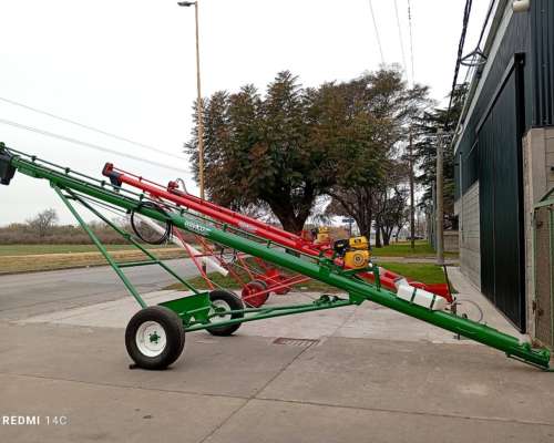 Chimangos Transportadores de Semillas y Fertilizantes