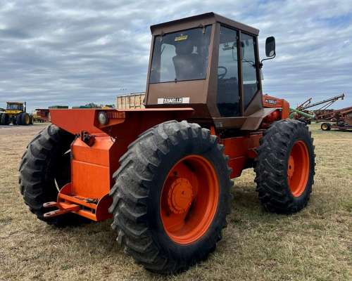 Tractor Zanello 4200 con Motor Deutz 190