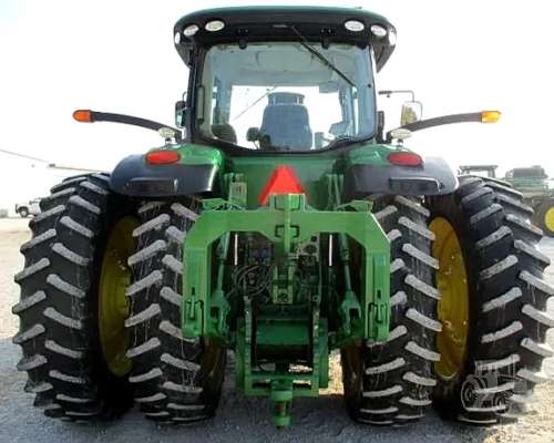 Tractor John Deere. Importamos R8