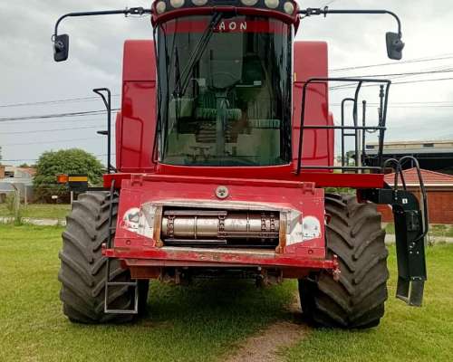 Cosechadora 6130 año 2016 - Excelente Estado