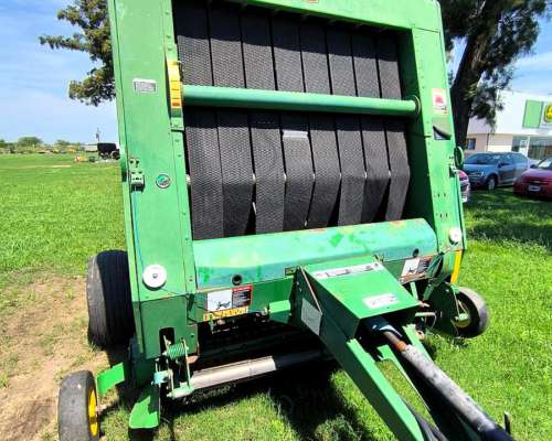 Rotoenfardadora John Deere 568mw