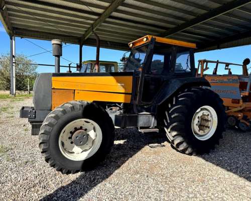 Tractor Valmet 1380 4X4 - año 2001