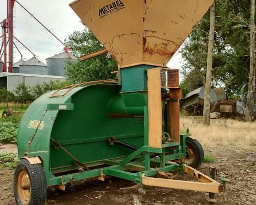 Embolsadora Quebradora de Granos Metablel