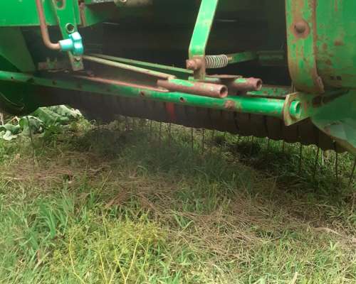 Enrolladora Jhon Deere 535 Buen Estado con SU Monitor