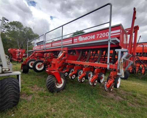 Sembradora Apache 7200 16/52 - 32/26