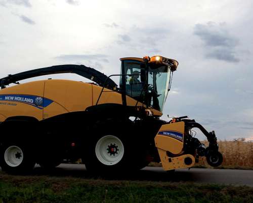 Picadoras de Forraje FR600 - New Holland