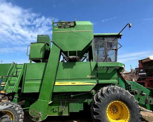 Cosechadora de Mani Leonarth Doble Hilera Autopropulsada