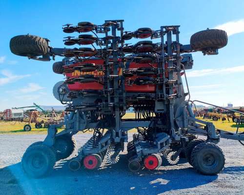 Sembradora Indecar NEO AIR Drill 809 de 45 a 17,5