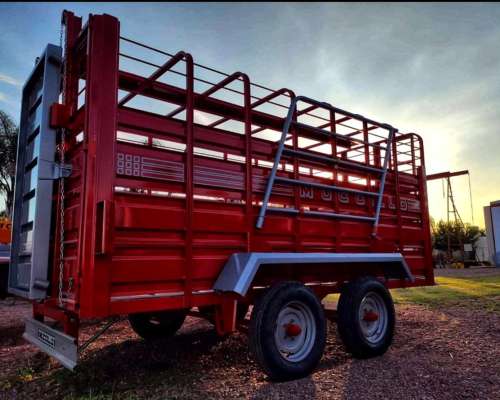 Acoplado Vaquero Balancin Muccillo 4 X 1.80 Mts.