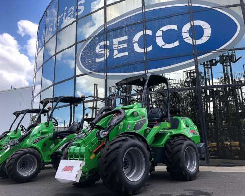 Minicargadora Telescópica Avant 850