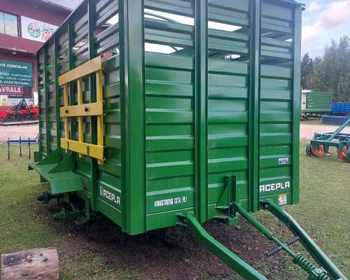 Acoplado Transporte de Asienda