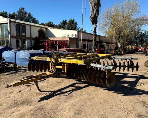 Desencontrada Agrometal de 48 Platos Reparado de Chacra