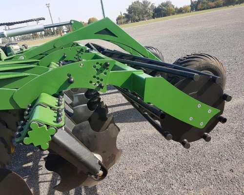 Rastra Acondicionadora de Arrastre 4/4.5/5/6m Bthd Bernardin