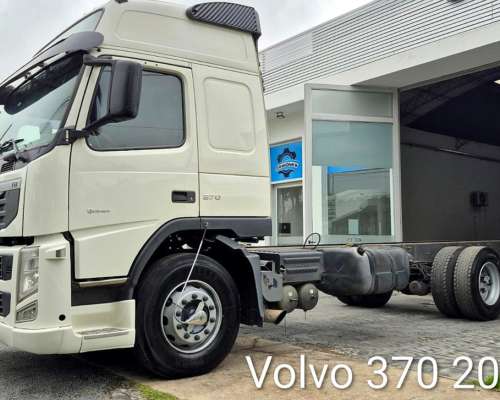 Camión Volvo 370 (2012)