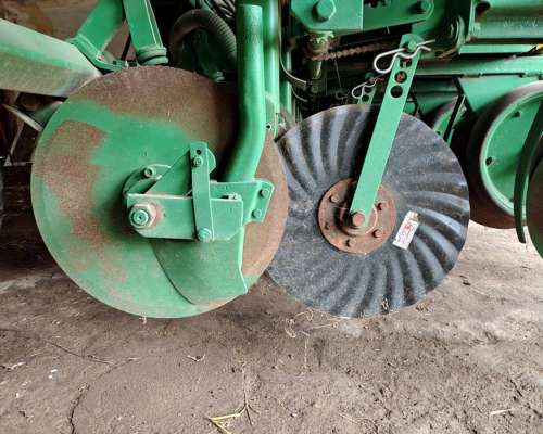 Pierobon de 10/52 con Fert Lateral Lista para Trabajar.