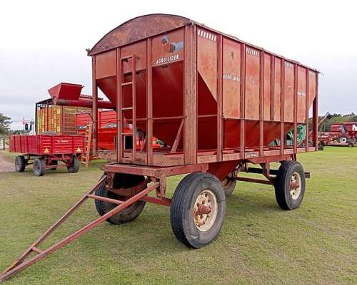 Tolva de Semilla y Fertilizante 14ton