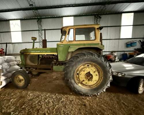 John Deere 3530, con Cabina Rumifer