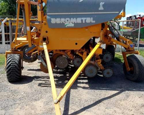 Sembradora Usada Agrometal Mxtii 2717
