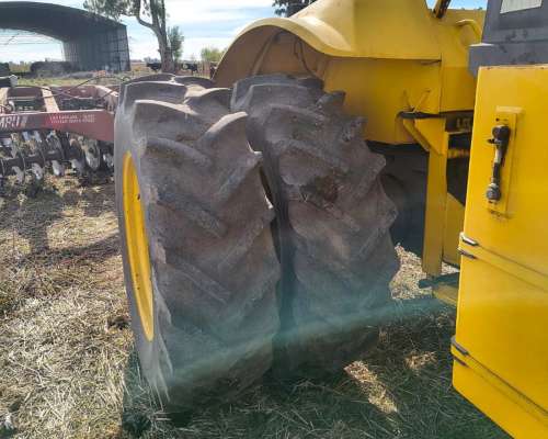 Tractor Pauny 540 de 220hp