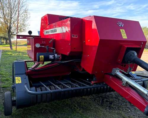 Enfardadora Massey Ferguson 1838