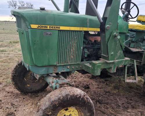 Tractor John Deere 2420